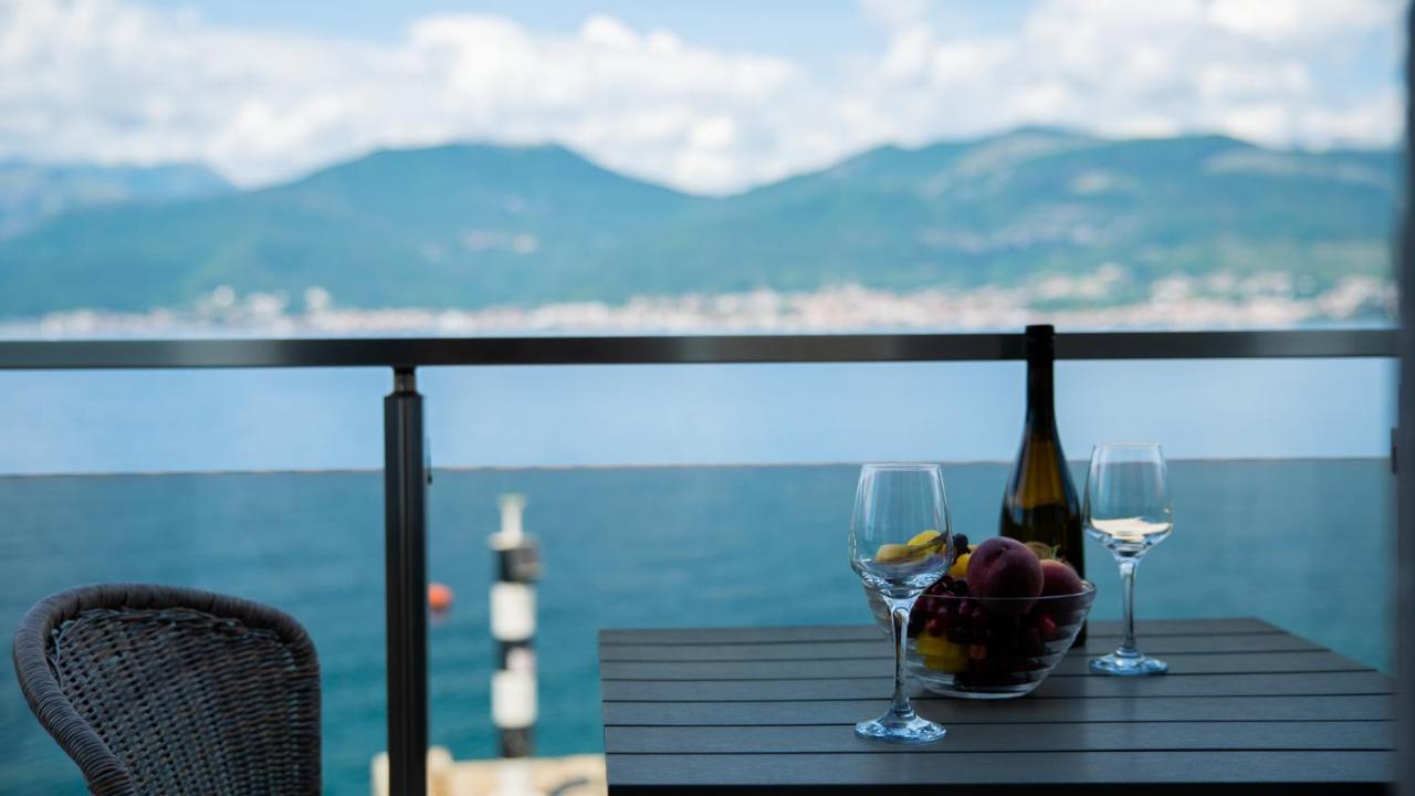 Family House Bjelila Villa Tivat Exteriör bild